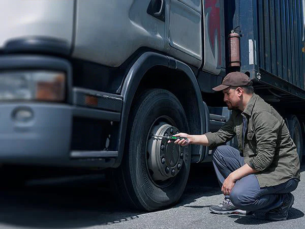 Sakerplus Heavy Duty Digital Tire Gauge - Image 3